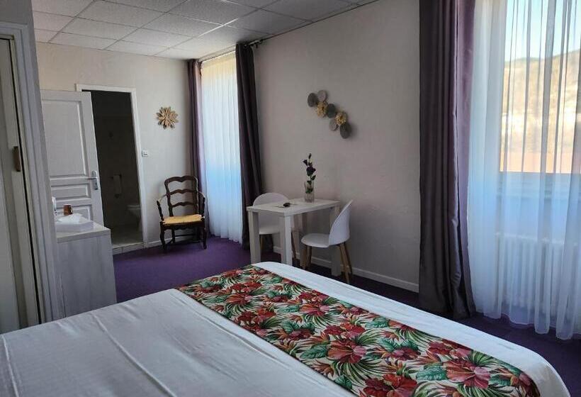 标准间带山景, Des Négociants