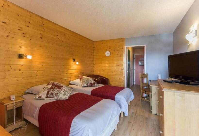 Номер Стандарт Трехместный, Du Hameau