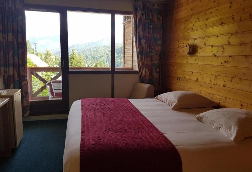 スタンダードトリプルルーム, Du Hameau