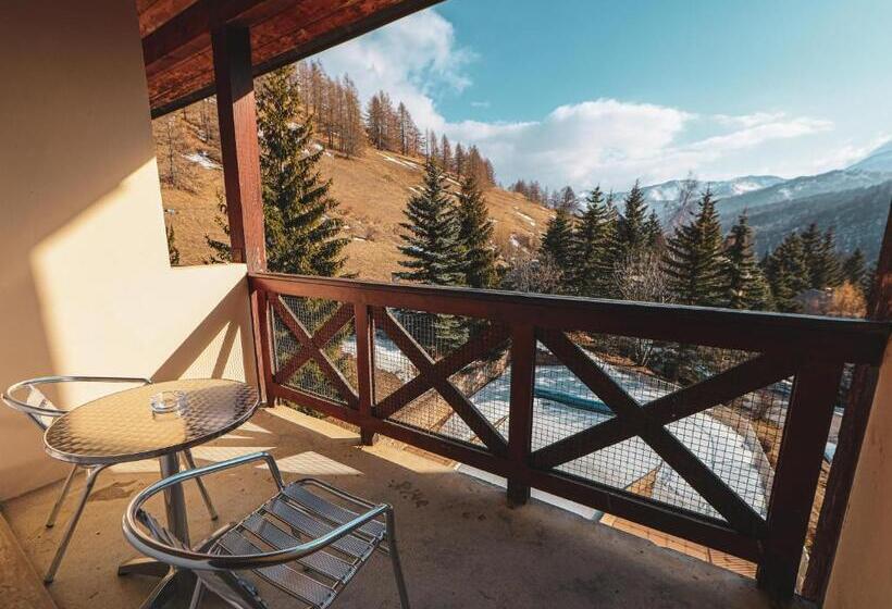 スタンダード4人部屋, Du Hameau