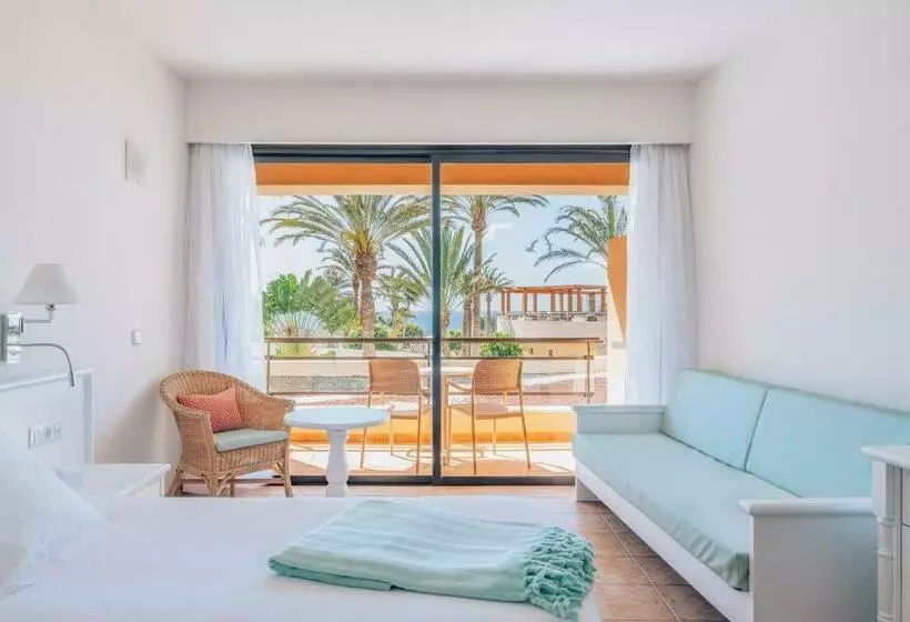 اتاق اساندارد با چشم‌انداز جانبی به دریا, Iberostar Waves Playa Gaviotas - All Inclusive