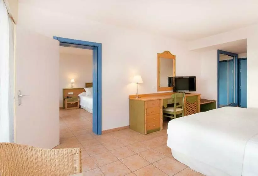 اتاق خانوادگی تودرتو, Iberostar Waves Playa Gaviotas - All Inclusive