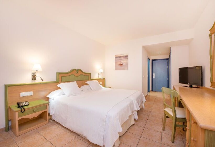 غرفة قياسية إطلالة جانبية علي البحر, Iberostar Waves Playa Gaviotas - All Inclusive