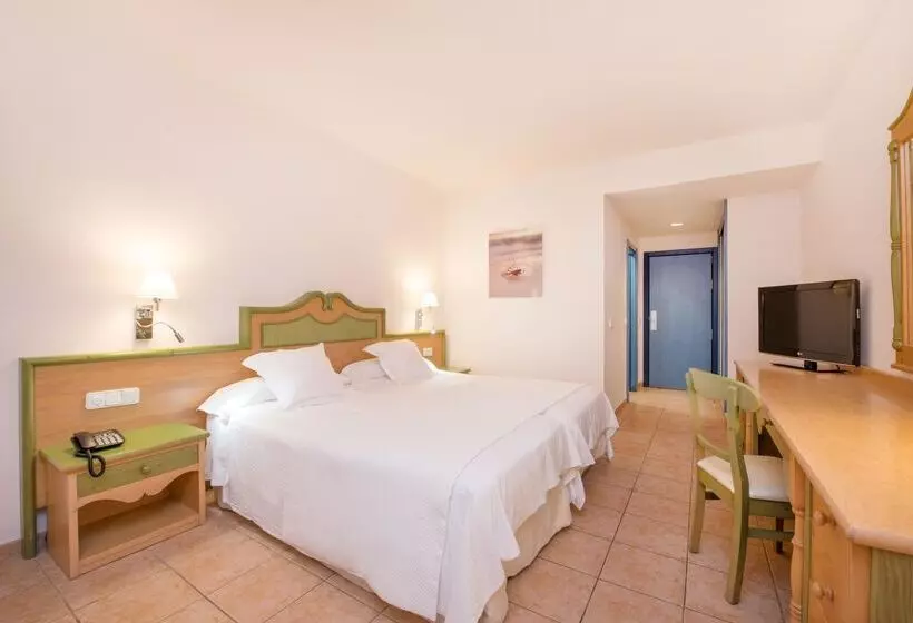 اتاق اساندارد با چشم‌انداز جانبی به دریا, Iberostar Waves Playa Gaviotas - All Inclusive