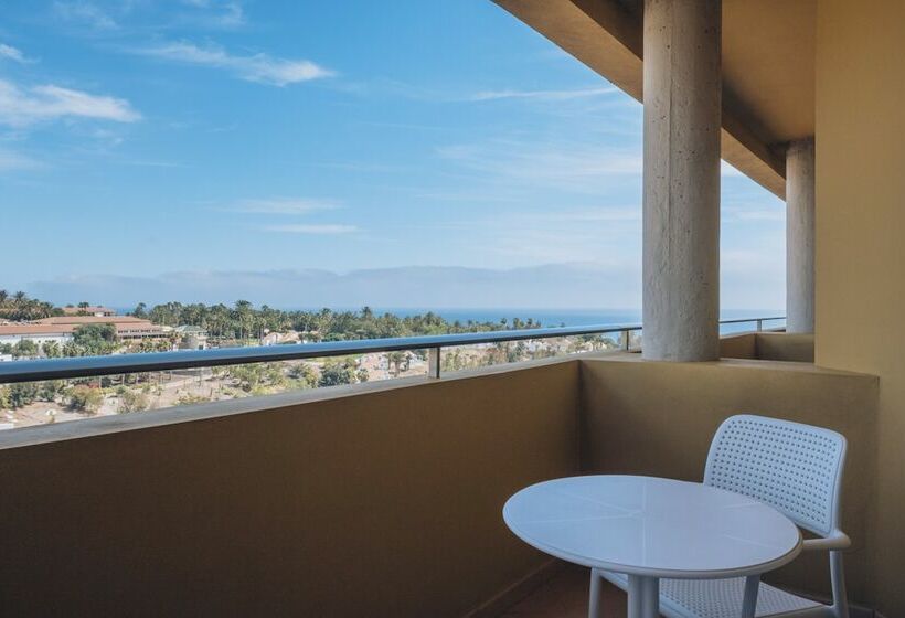 جناح جونيور ذو إطلالة جانبية على البحر, Iberostar Waves Gaviotas Park - All Inclusive