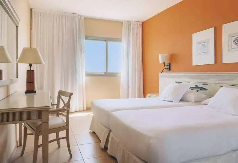 سوییت خانوادگی, Iberostar Waves Gaviotas Park - All Inclusive