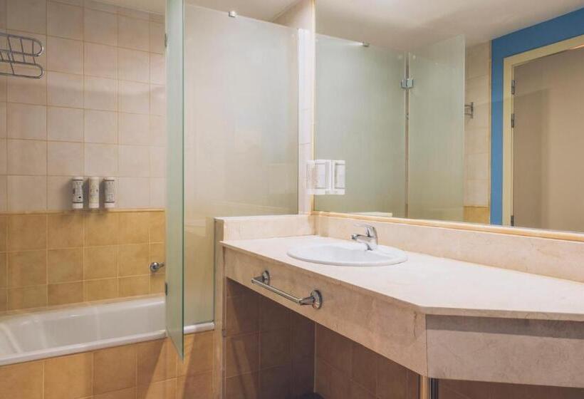 جناح عائلي, Iberostar Waves Gaviotas Park - All Inclusive