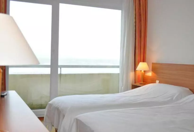 Chambre Supérieure Vue Mer, La Terrasse