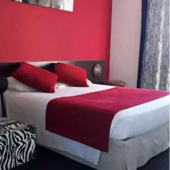 スタンダードルーム, Le Merle Blanc Hôtel Logis