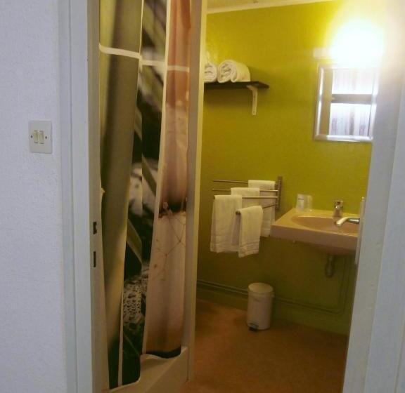 Номер Стандарт, Le Merle Blanc Hôtel Logis