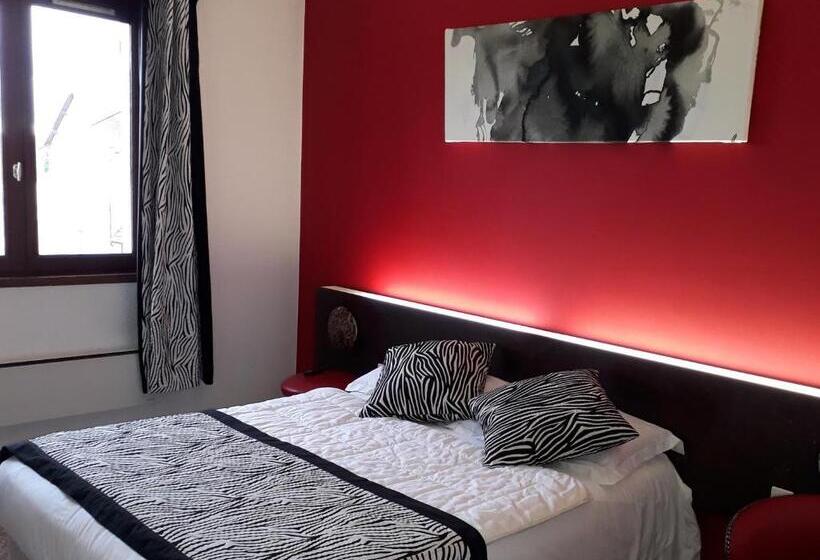 Номер Стандарт, Le Merle Blanc Hôtel Logis