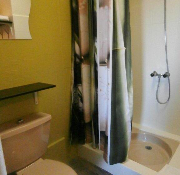 Номер Стандарт, Le Merle Blanc Hôtel Logis