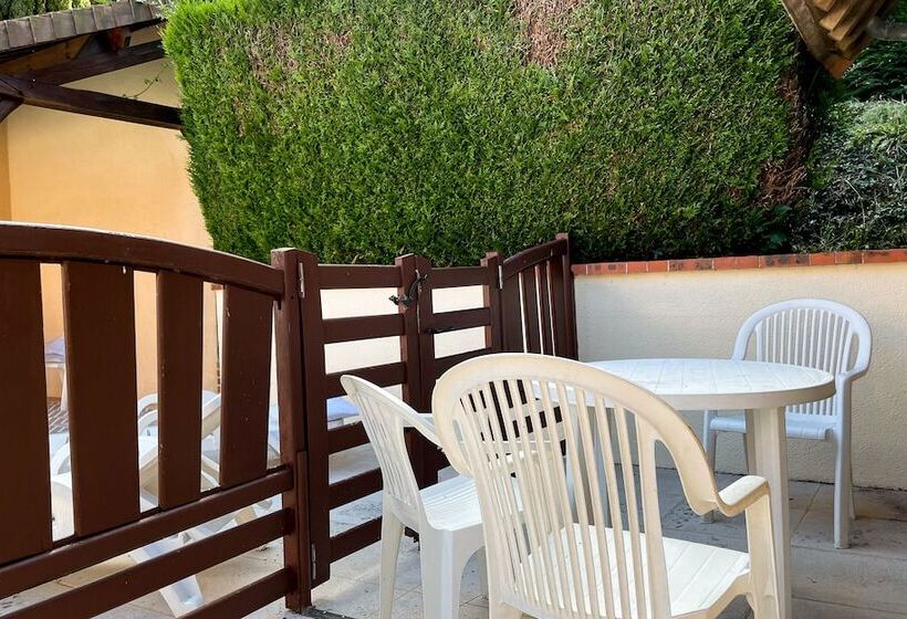 Номер Superior Вид на Бассейн, Le Romantica