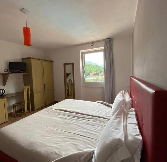 스탠다드 전망 룸, Lenno