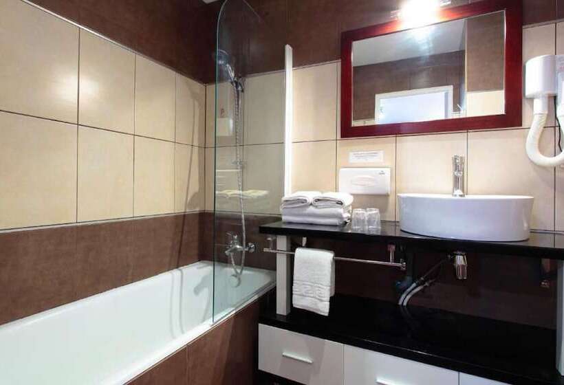 غرفة قياسية فردية, Des Colonnes