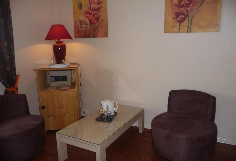 주니어 스위트 호수 전망, L'Oasis