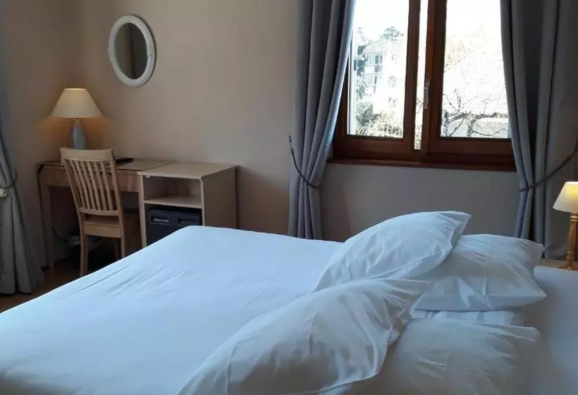 اتاق استاندارد با چشمانداز باغ, L'Oasis