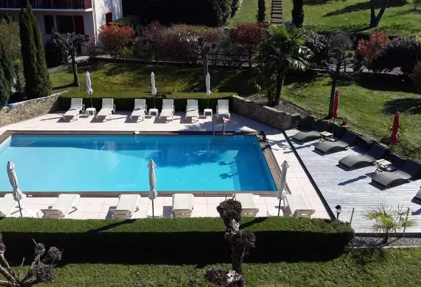 اتاق استاندارد با چشمانداز باغ, L'Oasis