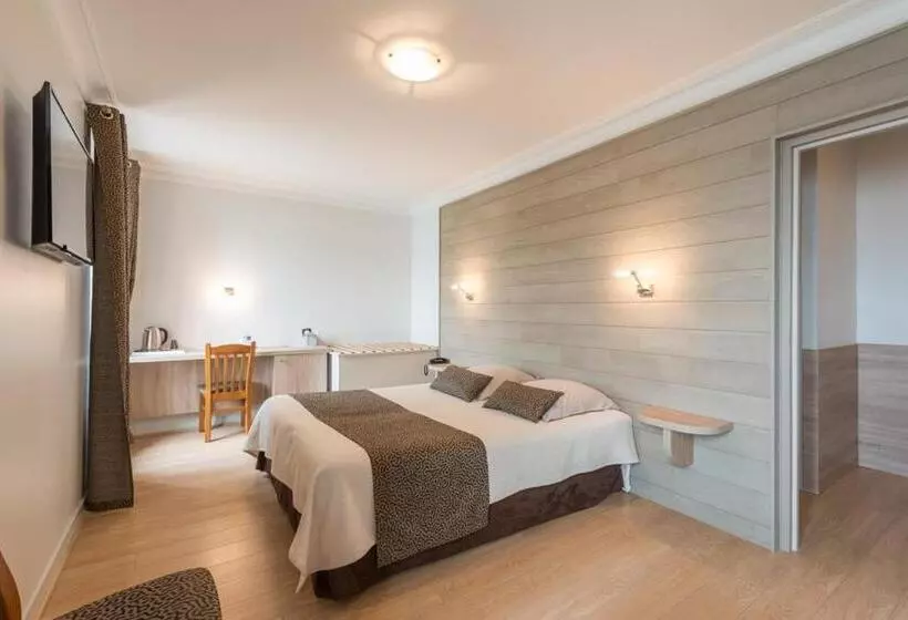 スタンダードルーム, Logis Hotels   Au Poisson D Argent   Hôtel 3 étoiles Et Restaurant