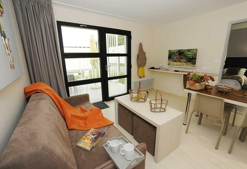 בית, 2 חדרי שינה, Logis Auberge De La Foret