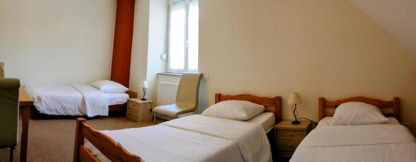 חדר סטנדרט, Restaurant Collin