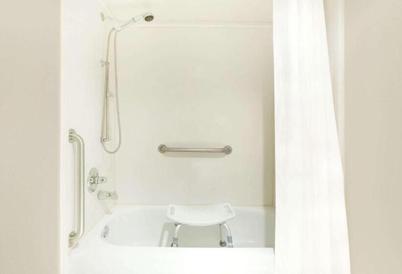 اتاق استاندارد با تخت بزرگ, Super 8 By Wyndham North Little Rock/mccain