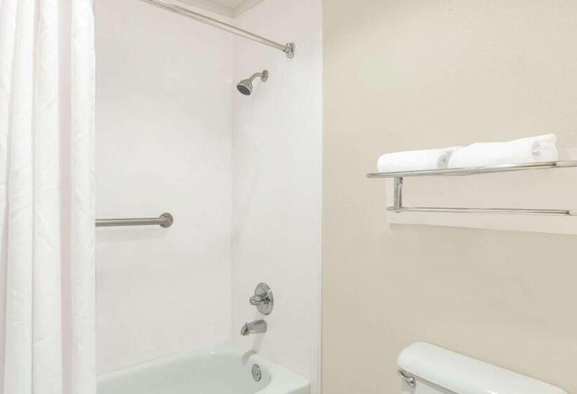 اتاق استاندارد, Super 8 By Wyndham North Little Rock/mccain