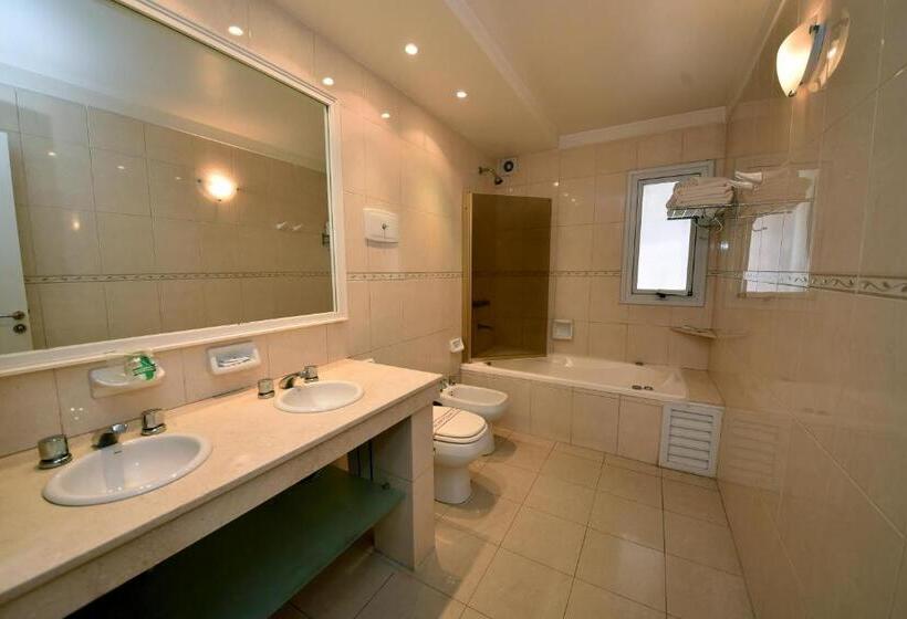 豪华套房, Gran Hotel Skorpios