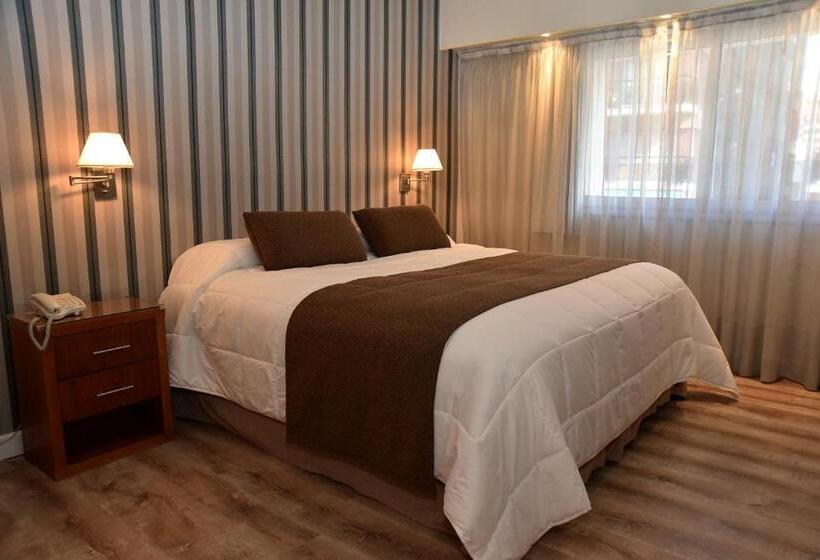 豪华套房, Gran Hotel Skorpios