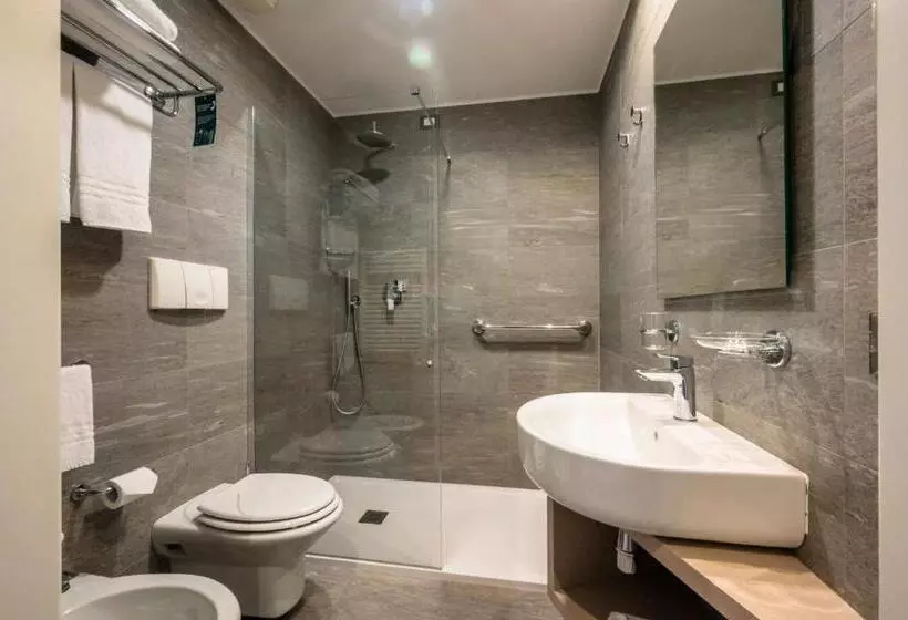 Standard Kolmen Hengen Huone, Airport Hotel Bergamo