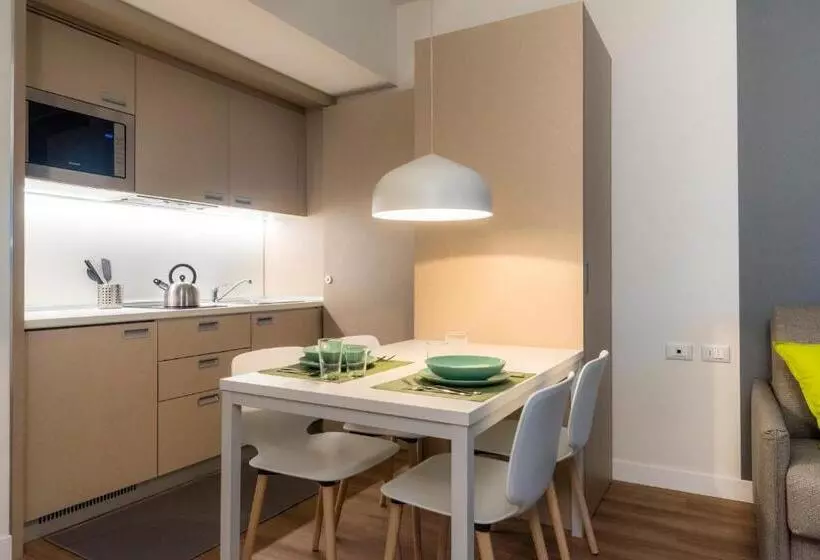 Huoneisto 1 Makuuhuone, Airport Hotel Bergamo