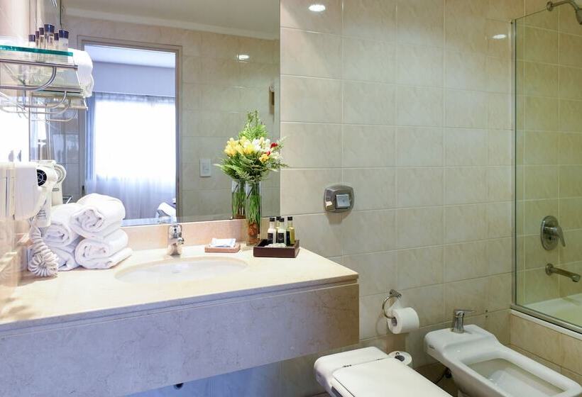 اتاق استاندارد سه نفره, Argenta Tower Hotel & Suites