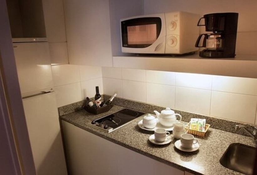 اتاق استاندارد سه نفره, Argenta Tower Hotel & Suites