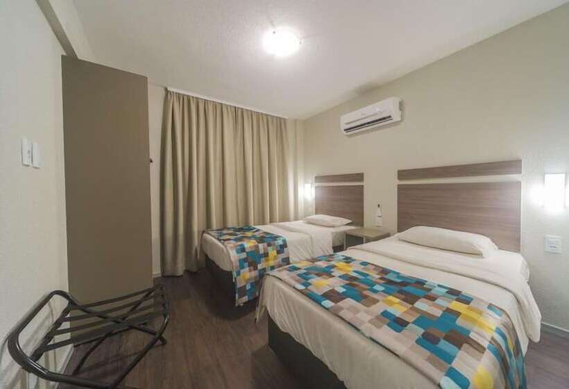 חדר משפחתי, Castelmar