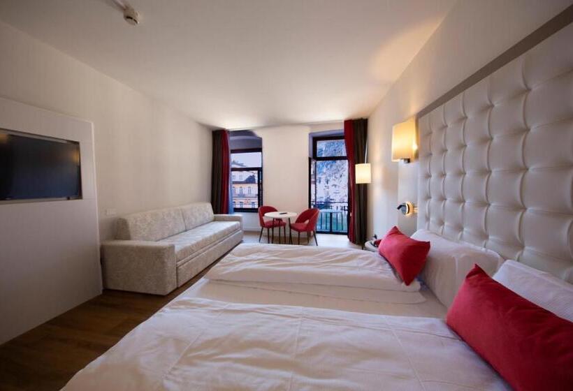 غرفة عائلية, Centrale