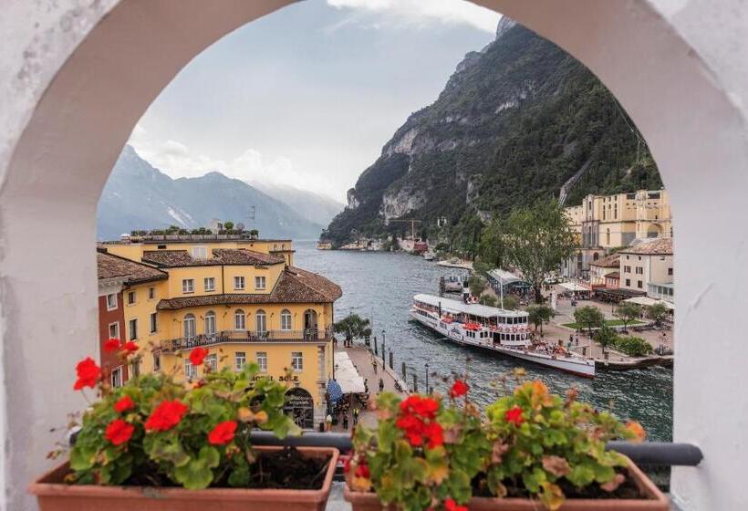 شقة بغرفة نوم واحدة, Centrale