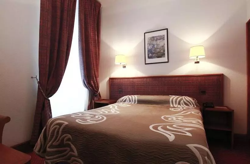 اتاق استاندارد یک نفره, D Etigny