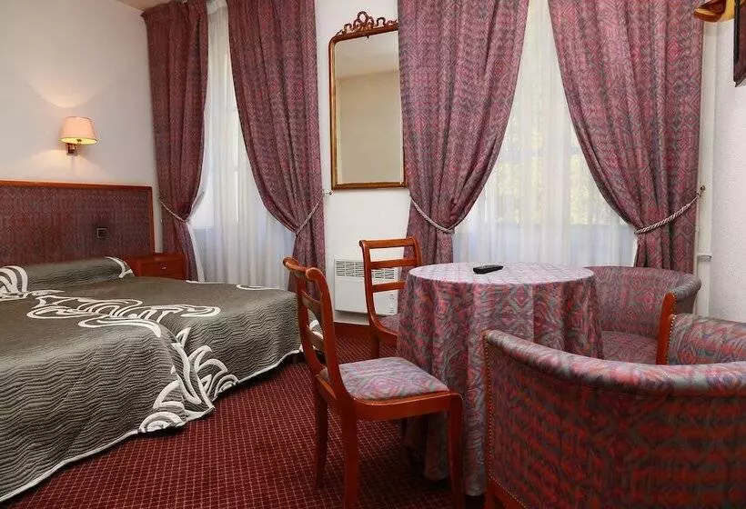 اتاق سوپریور, D Etigny