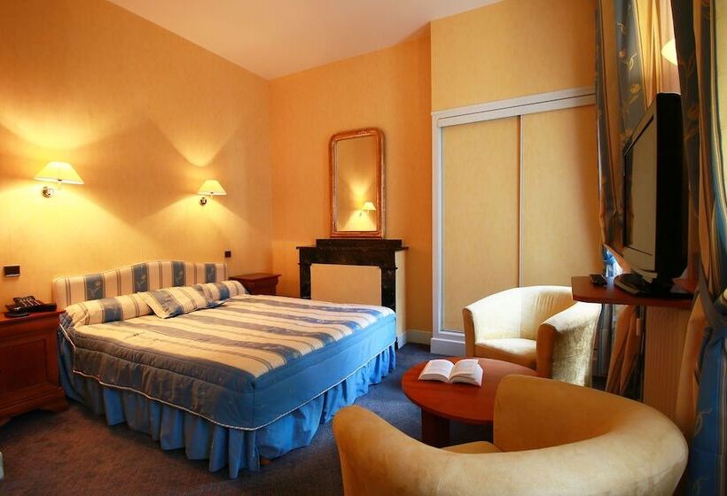 Номер Superior, D Etigny