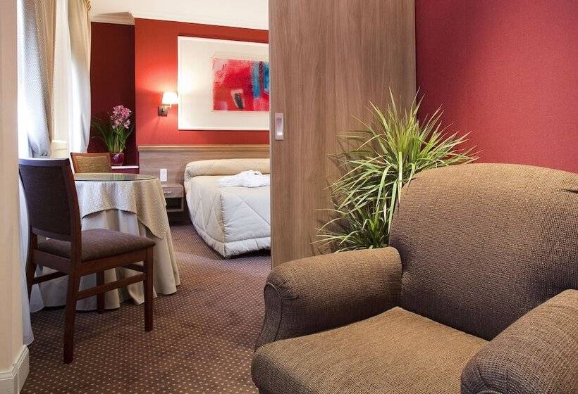 Номер Премиум, D Etigny