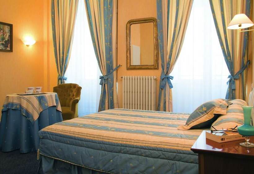 Семейный Номер, D Etigny