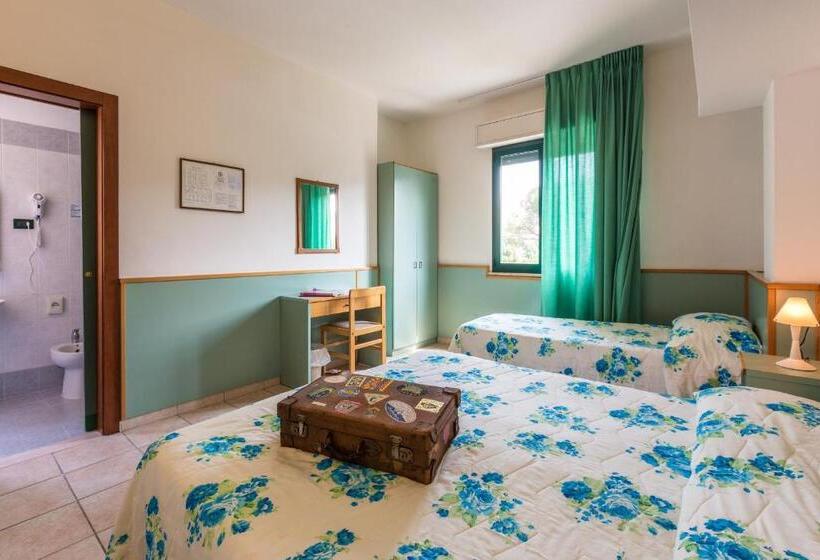 Номер Стандарт Трехместный, Franco Antonelli