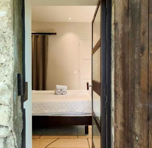ファミリールーム, Hostellerie Le Paradou