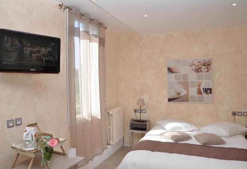 Номер Superior, Logis Hôtel Restaurant Le Lascaux