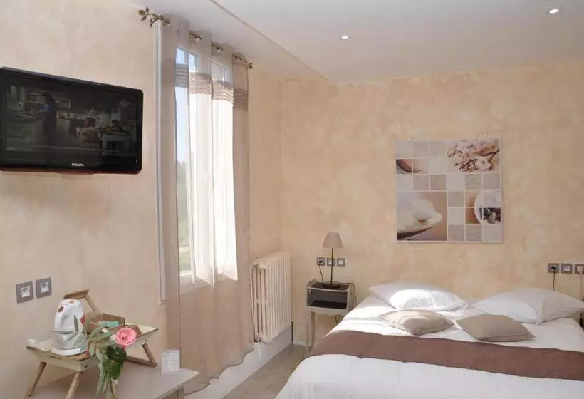 スーペリアールーム, Logis Hôtel Restaurant Le Lascaux
