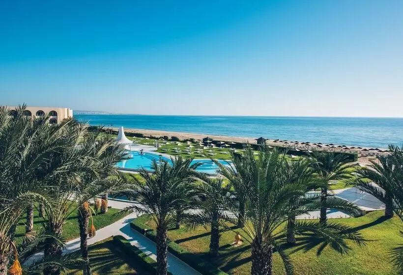 اتاق استاندارد با چشم‌انداز دریا, Iberostar Waves Averroes