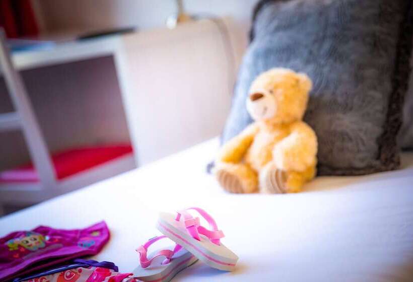 클래식 4인 룸, La Villa Andry