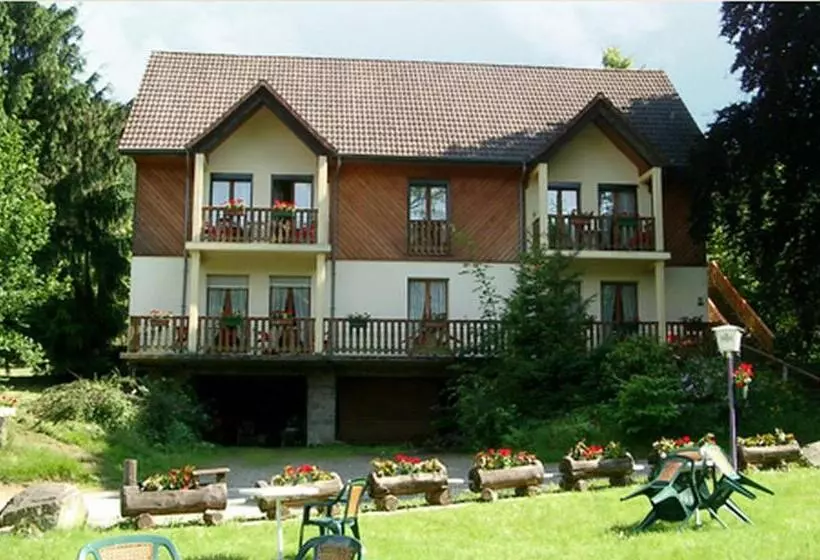 スタンダードルーム, Le Chalet   Hotel Restaurant