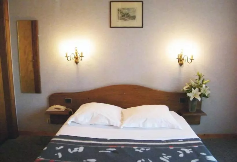 スタンダードルーム, Le Chalet   Hotel Restaurant