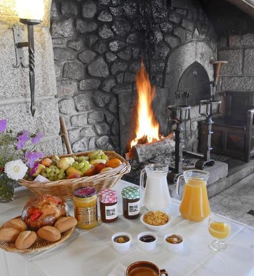 חדר סטנדרט לשלושה, Le Relais De L'aubrac